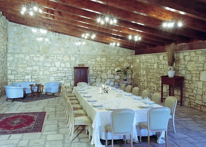 Bed & Breakfast Masseria Mofetta 4*